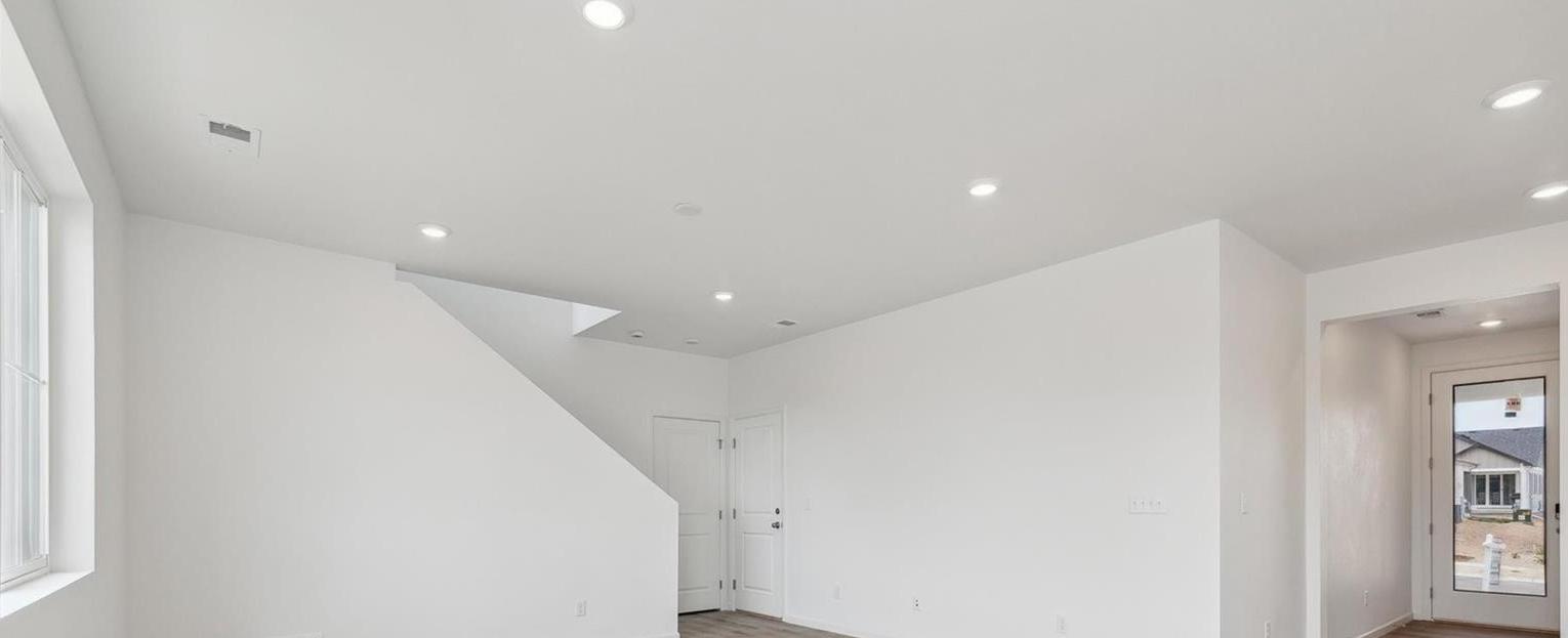 Photo #6