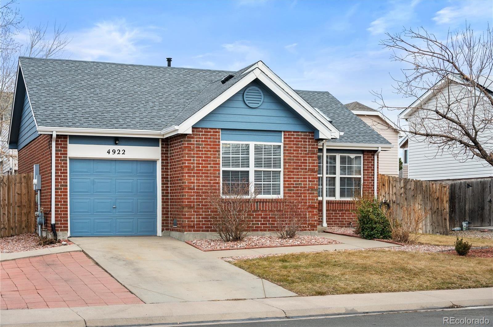 Photo one of 4922 Altura St Denver CO 80239 | MLS 7742948