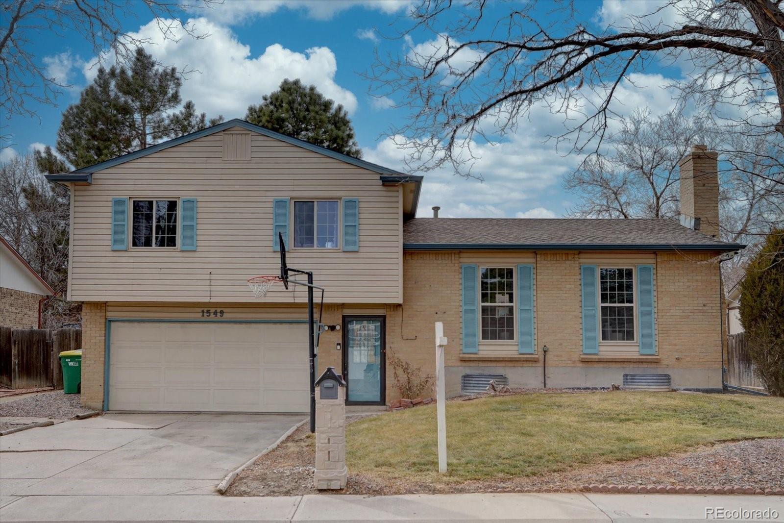 Photo one of 1549 S Evanston St Aurora CO 80012 | MLS 7820127