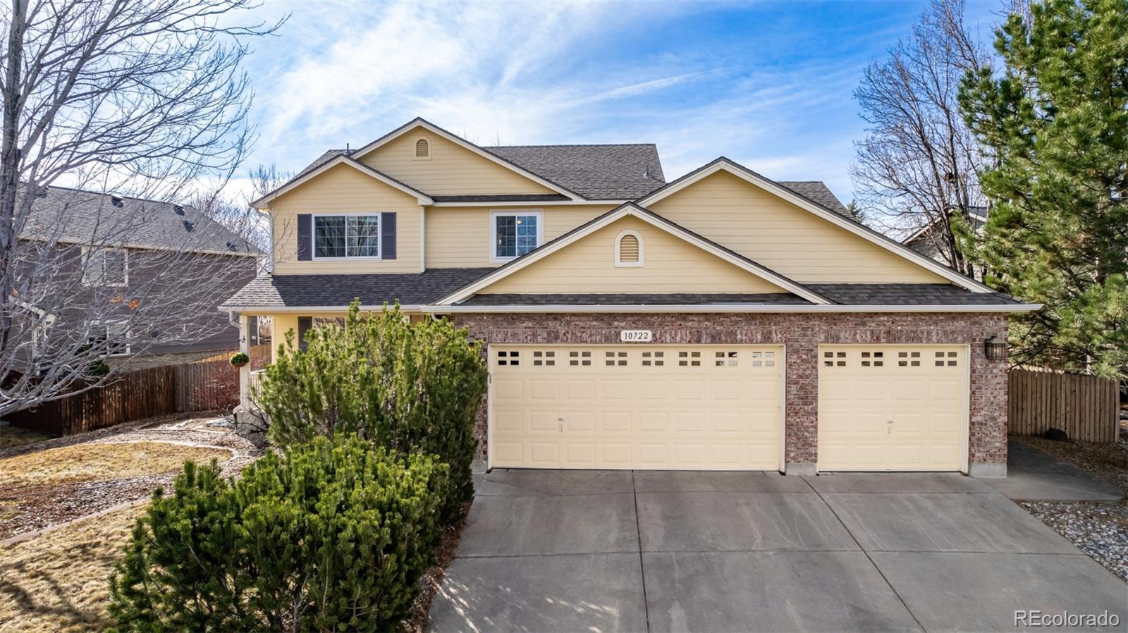 Photo one of 10722 W 54Th Pl Arvada CO 80002 | MLS 8136218