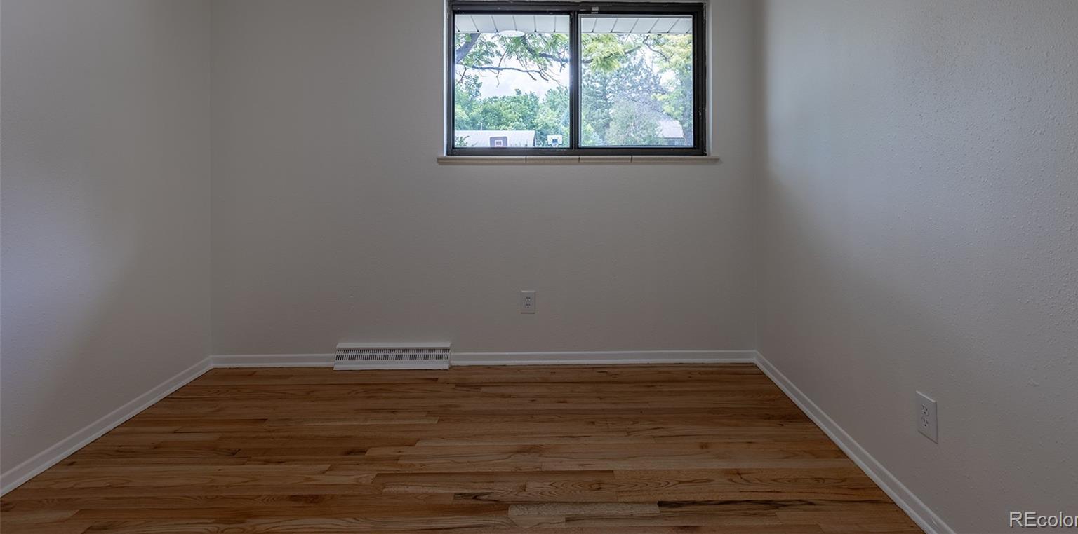 Photo #22