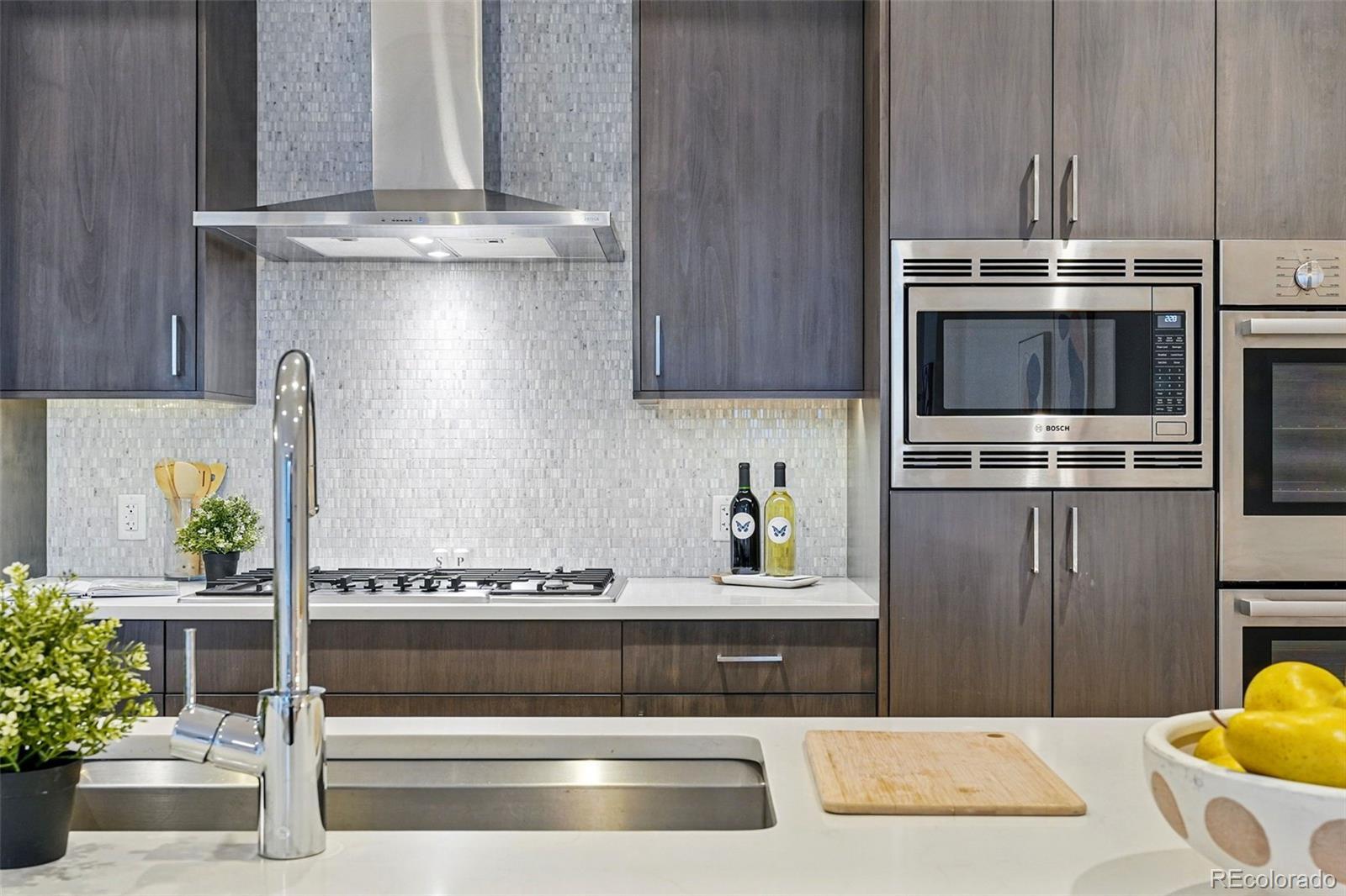 Photo one of 250 Columbine St # 310 Denver CO 80206 | MLS 8307972