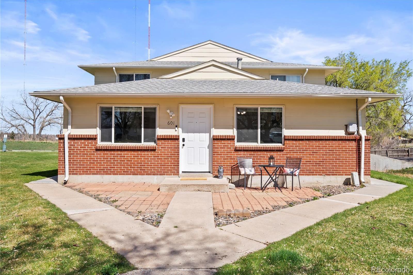 Photo one of 7309 W Hampden Ave # 601 Lakewood CO 80227 | MLS 8474098
