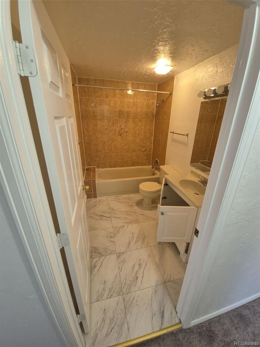Photo #42