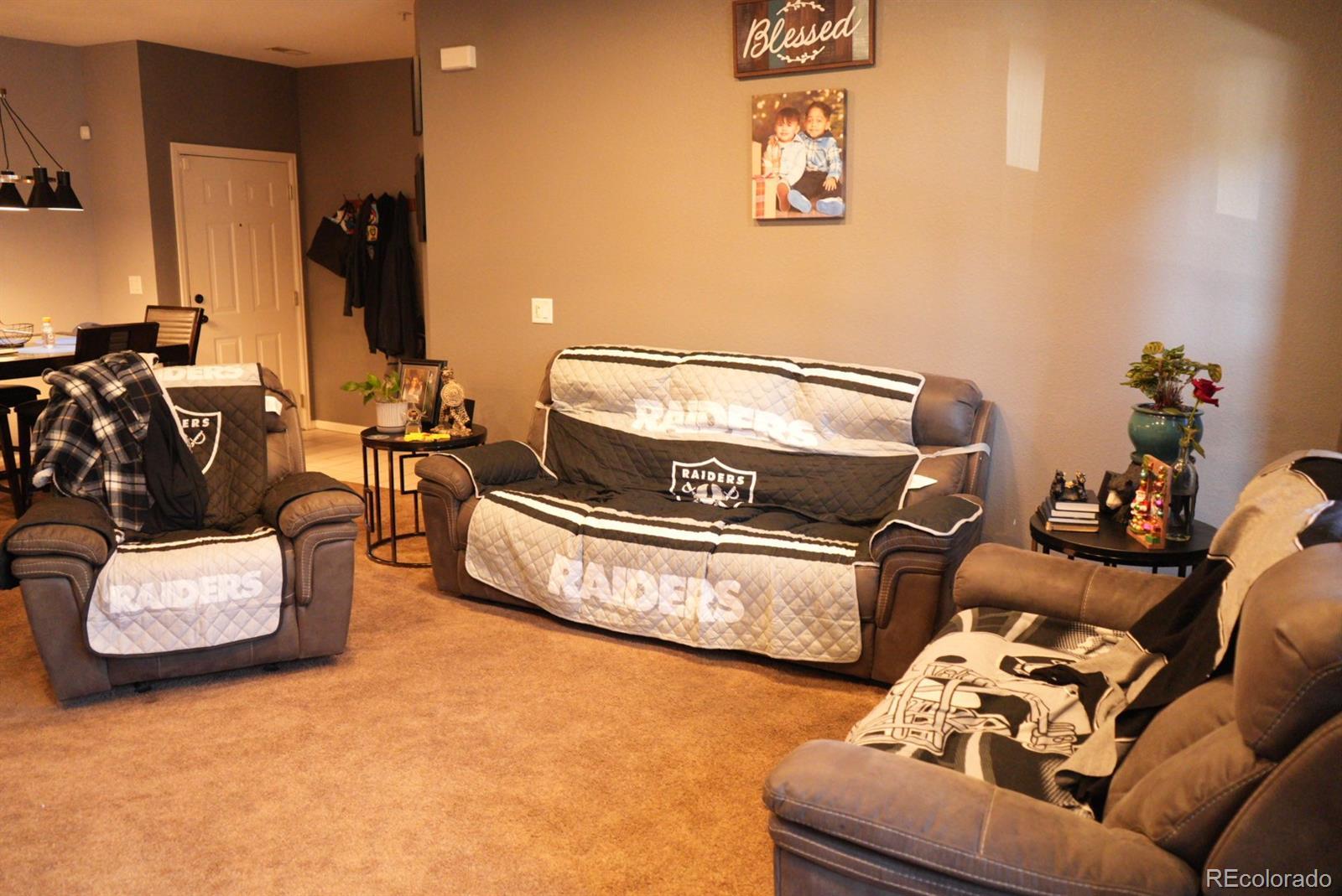 Photo #10