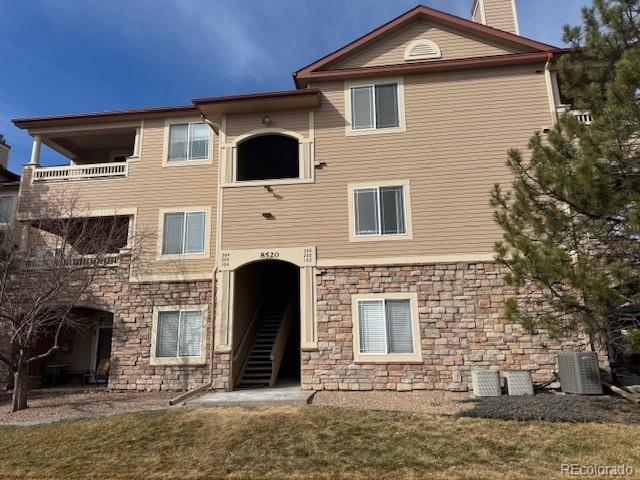 Photo one of 8520 S Holland Ln # 302 Littleton CO 80128 | MLS 9264300