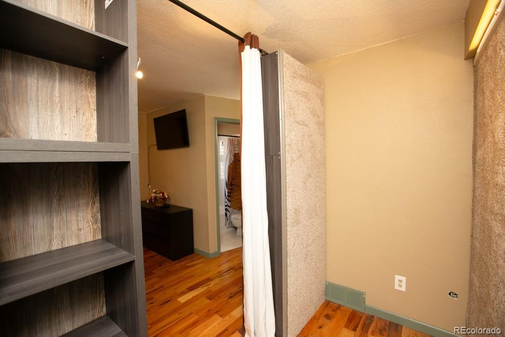 Photo #28