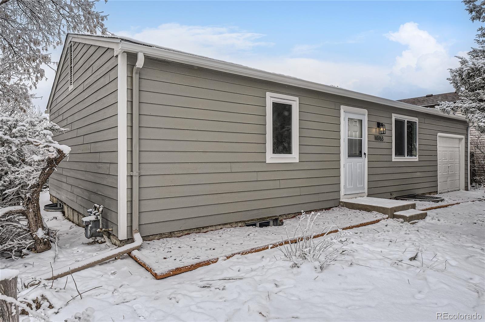 Photo one of 10763 Lewis Cir Broomfield CO 80021 | MLS 9385567