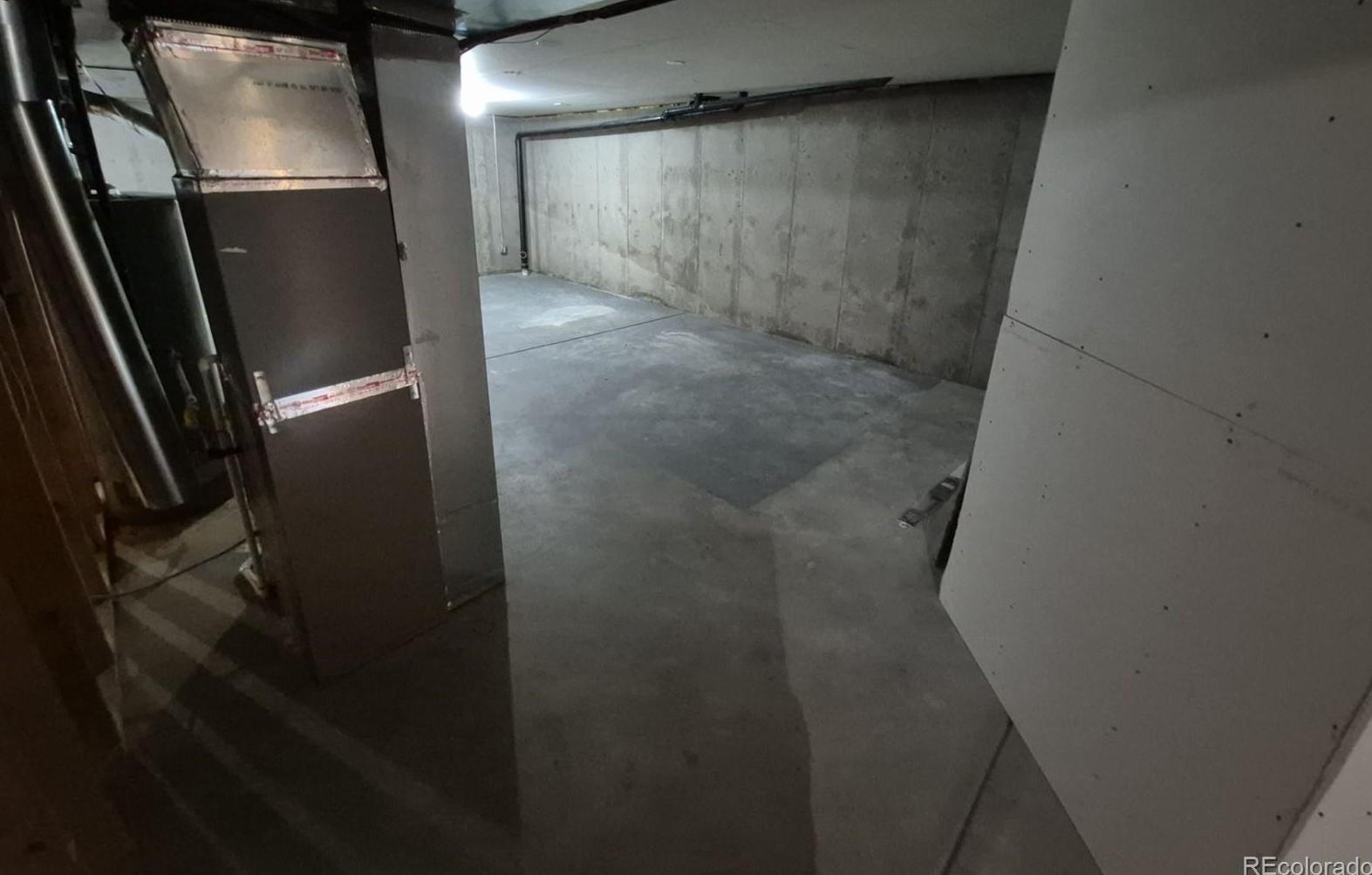 Photo #33