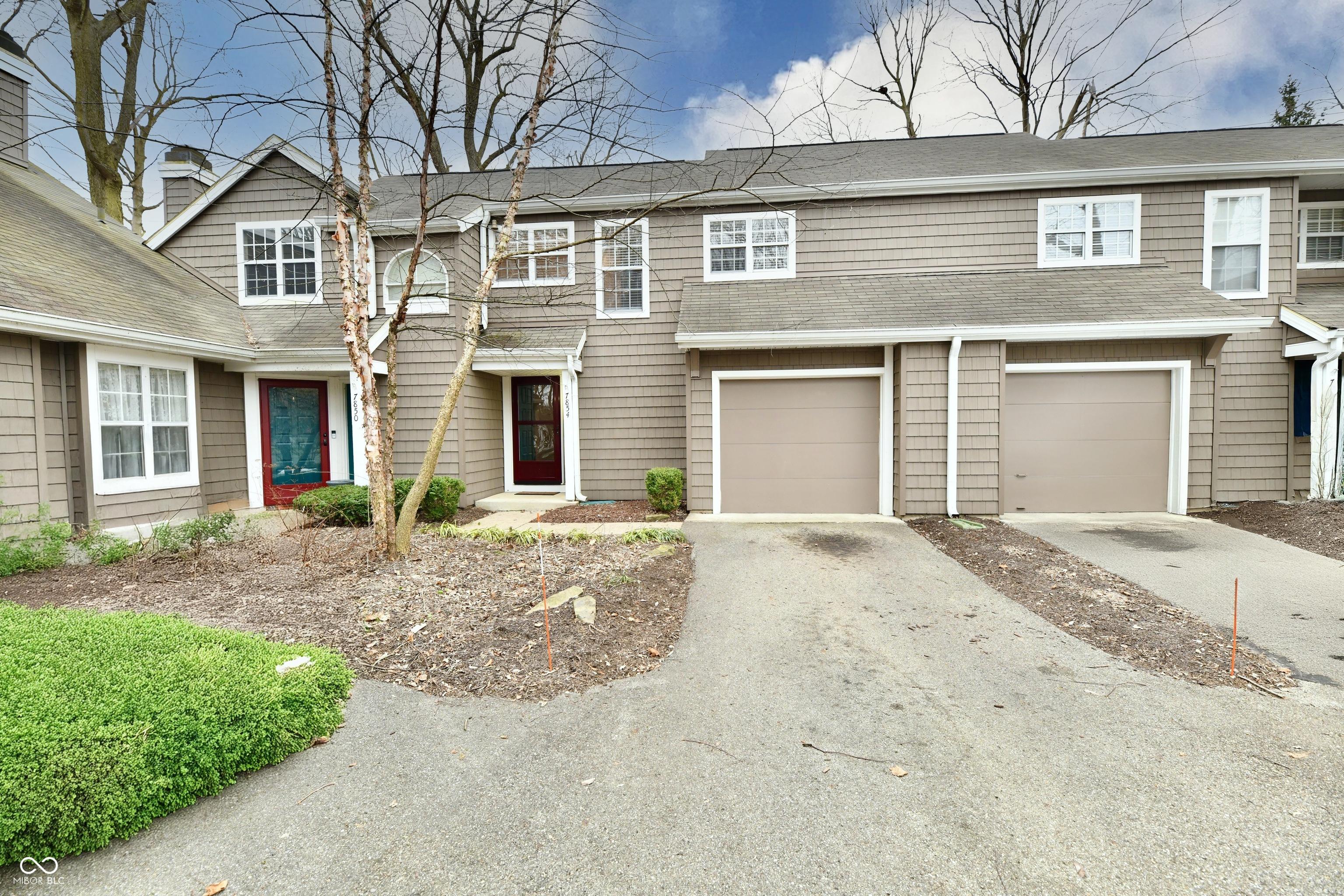 Photo one of 7854 Harbour Isle Indianapolis IN 46240 | MLS 22006069