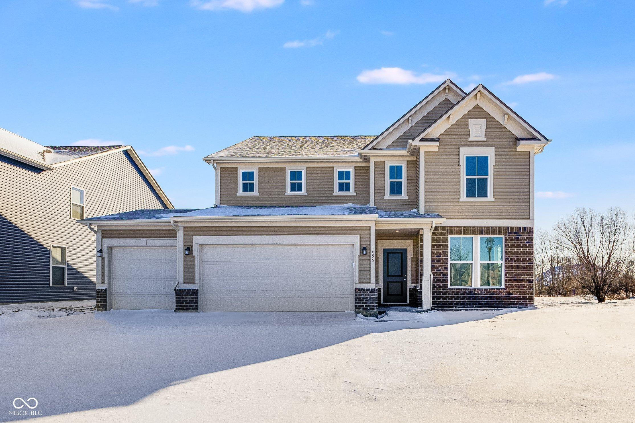 Photo one of 1095 Bevy Blvd Danville IN 46122 | MLS 22010317