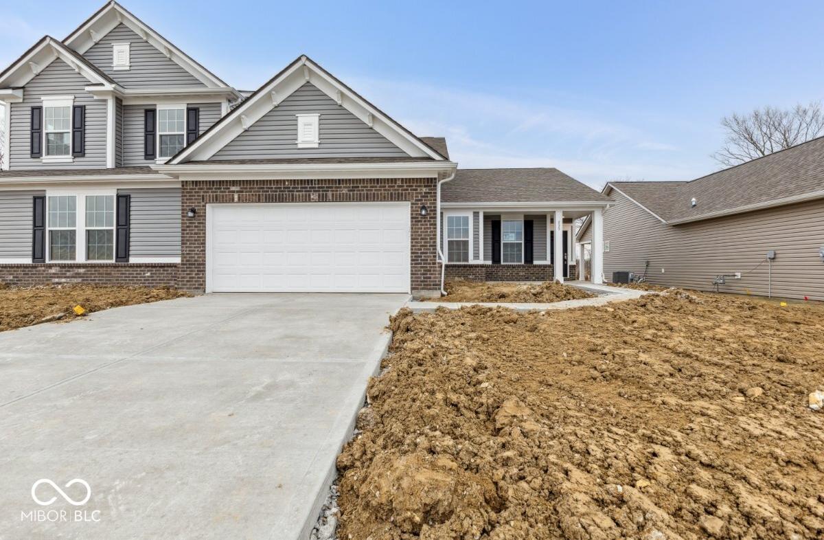 Photo one of 235 Hunters Ridge Dr Danville IN 46122 | MLS 22011626