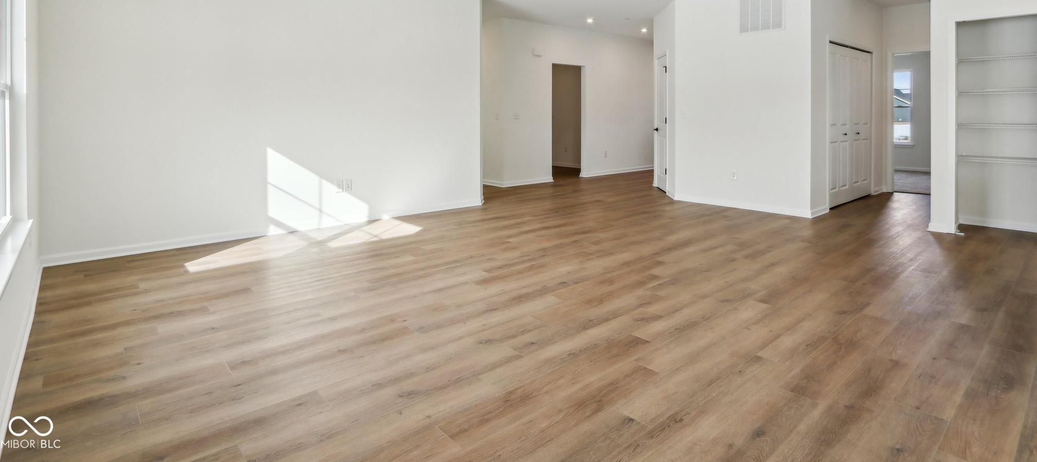 Photo #5