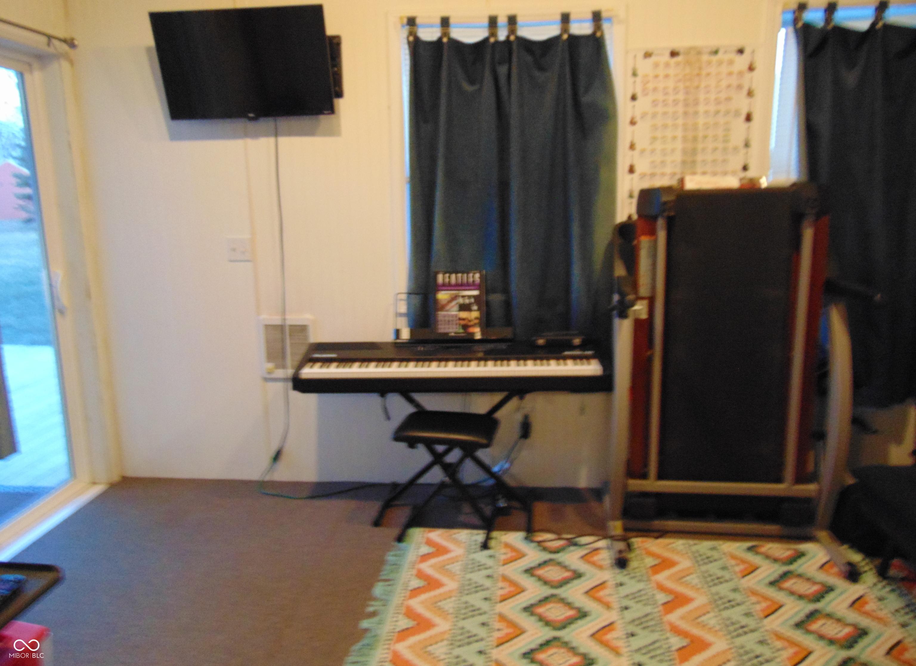 Photo #10