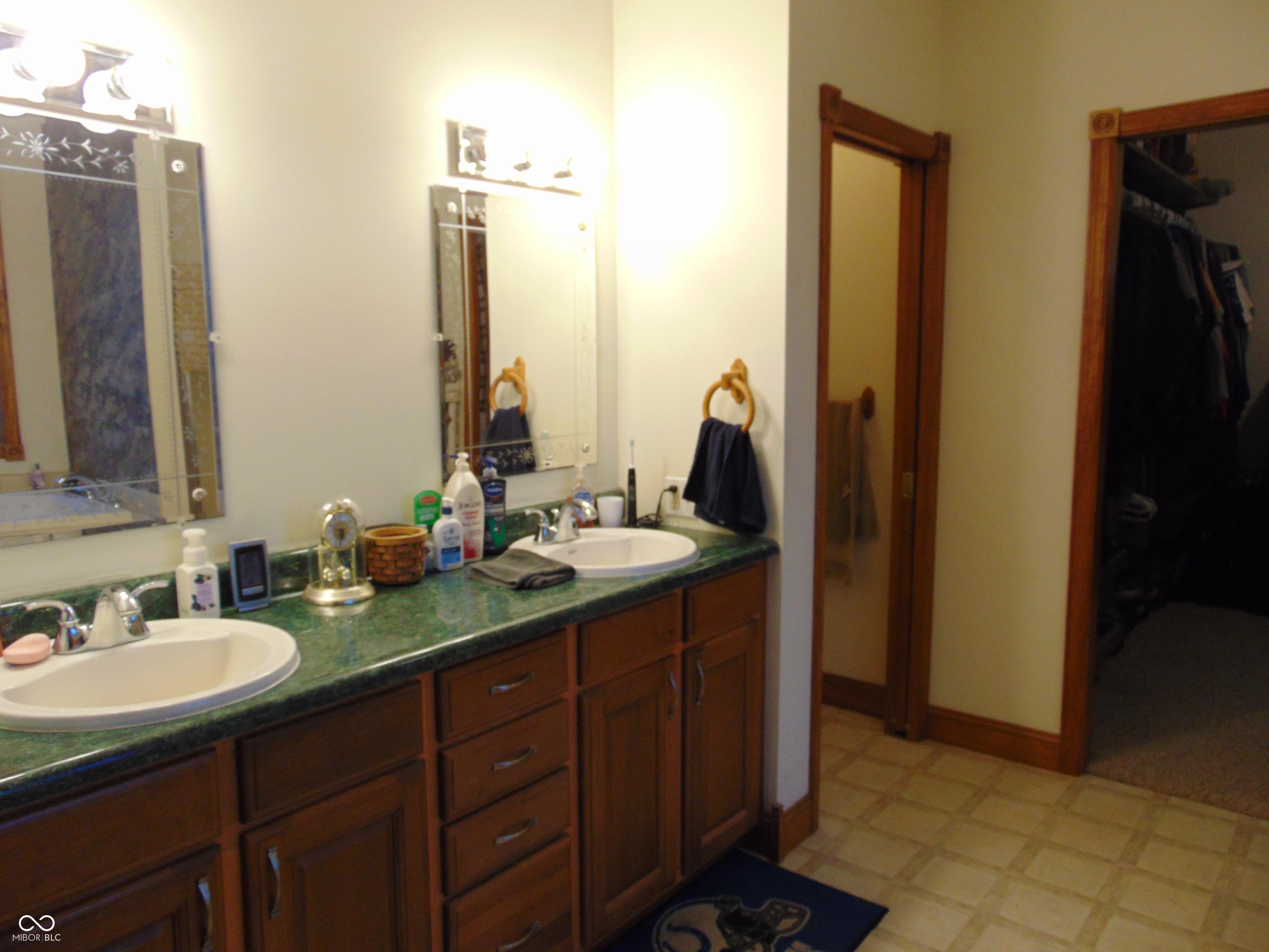 Photo #18