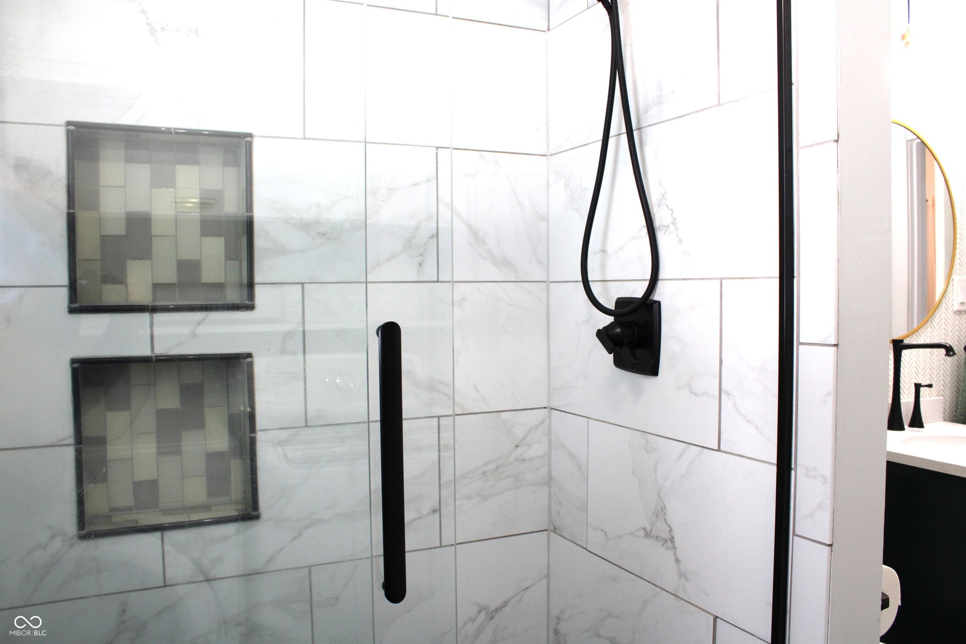 Photo #10