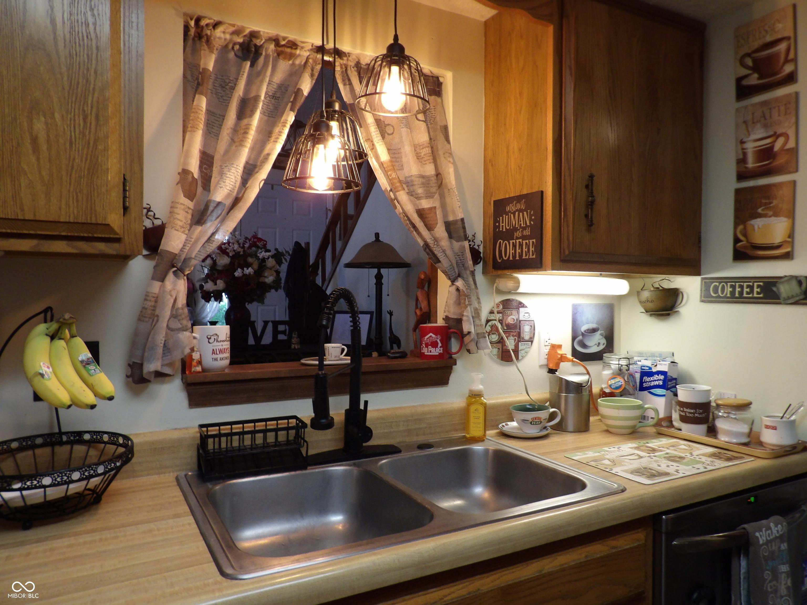 Photo #10