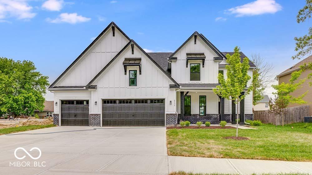 Photo one of 6752 W Buck Stone Dr McCordsville IN 46055 | MLS 22018681