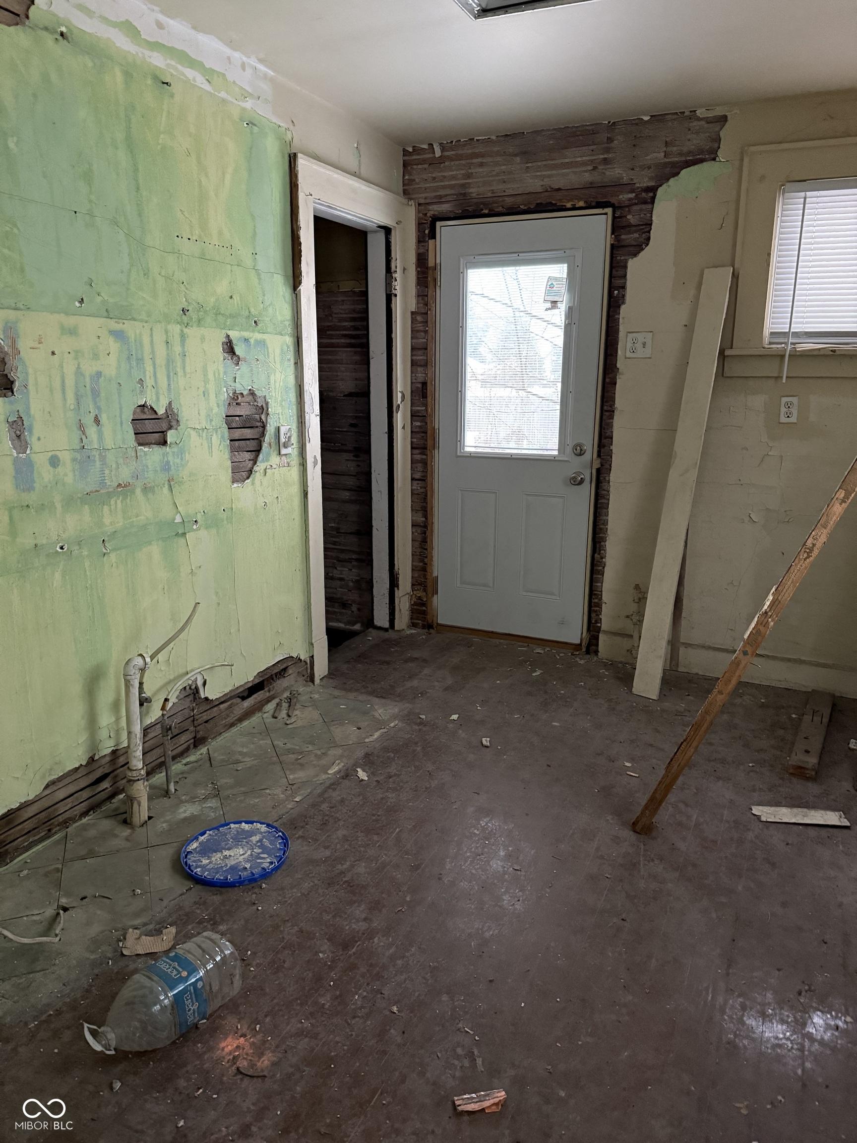 Photo #10