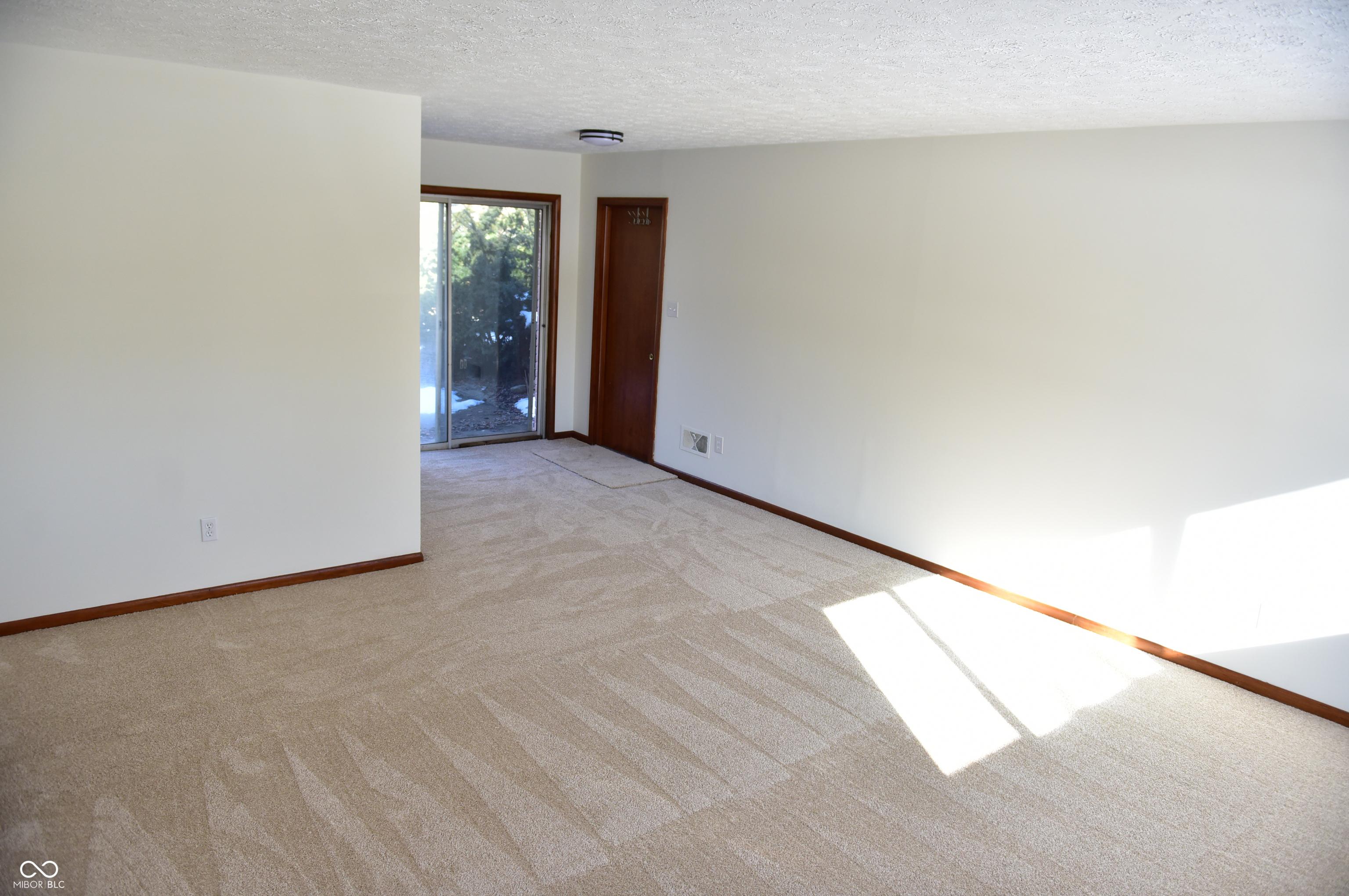 Photo #3