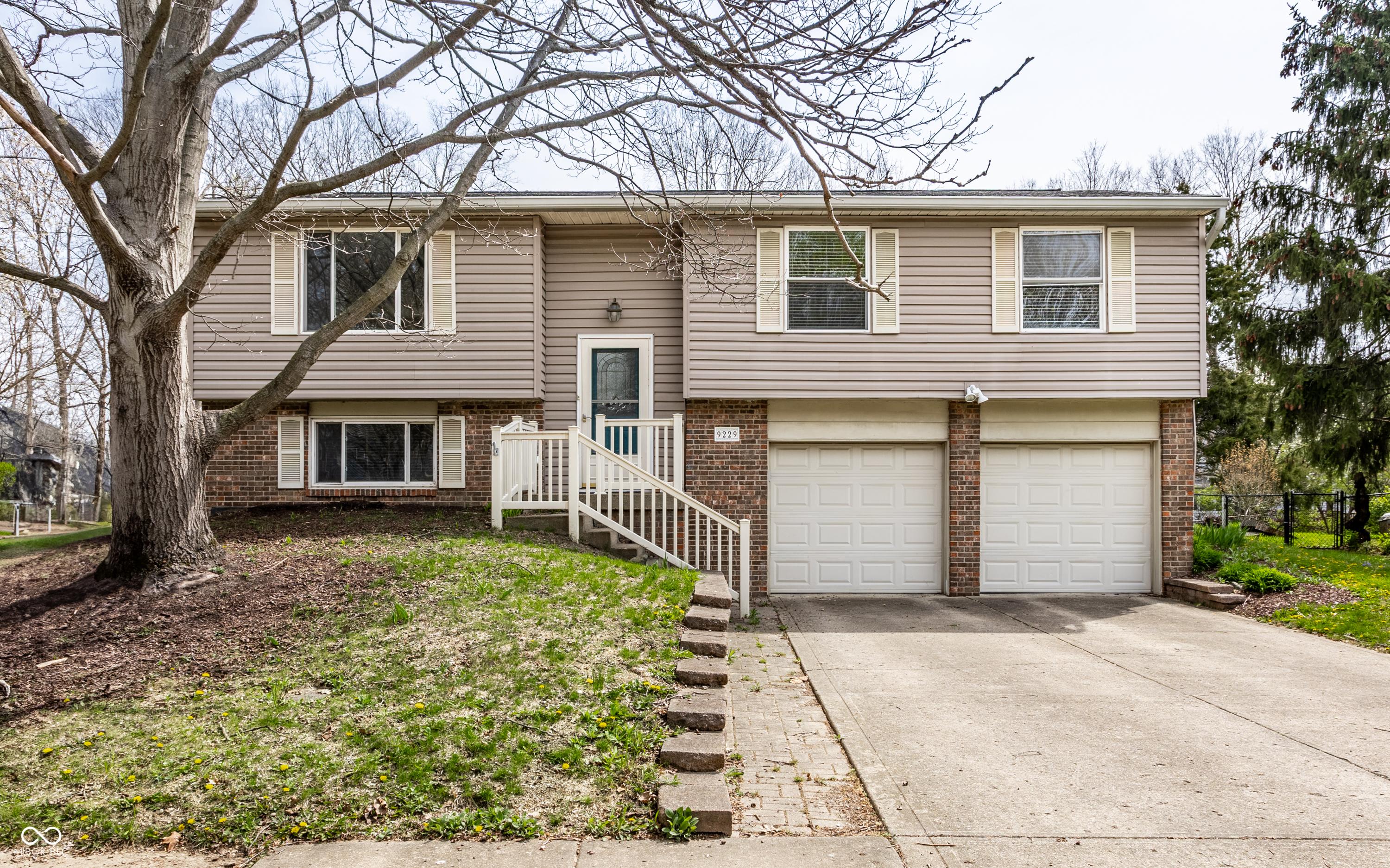 Photo one of 9229 Thrushwood Ln Indianapolis IN 46250 | MLS 22019865