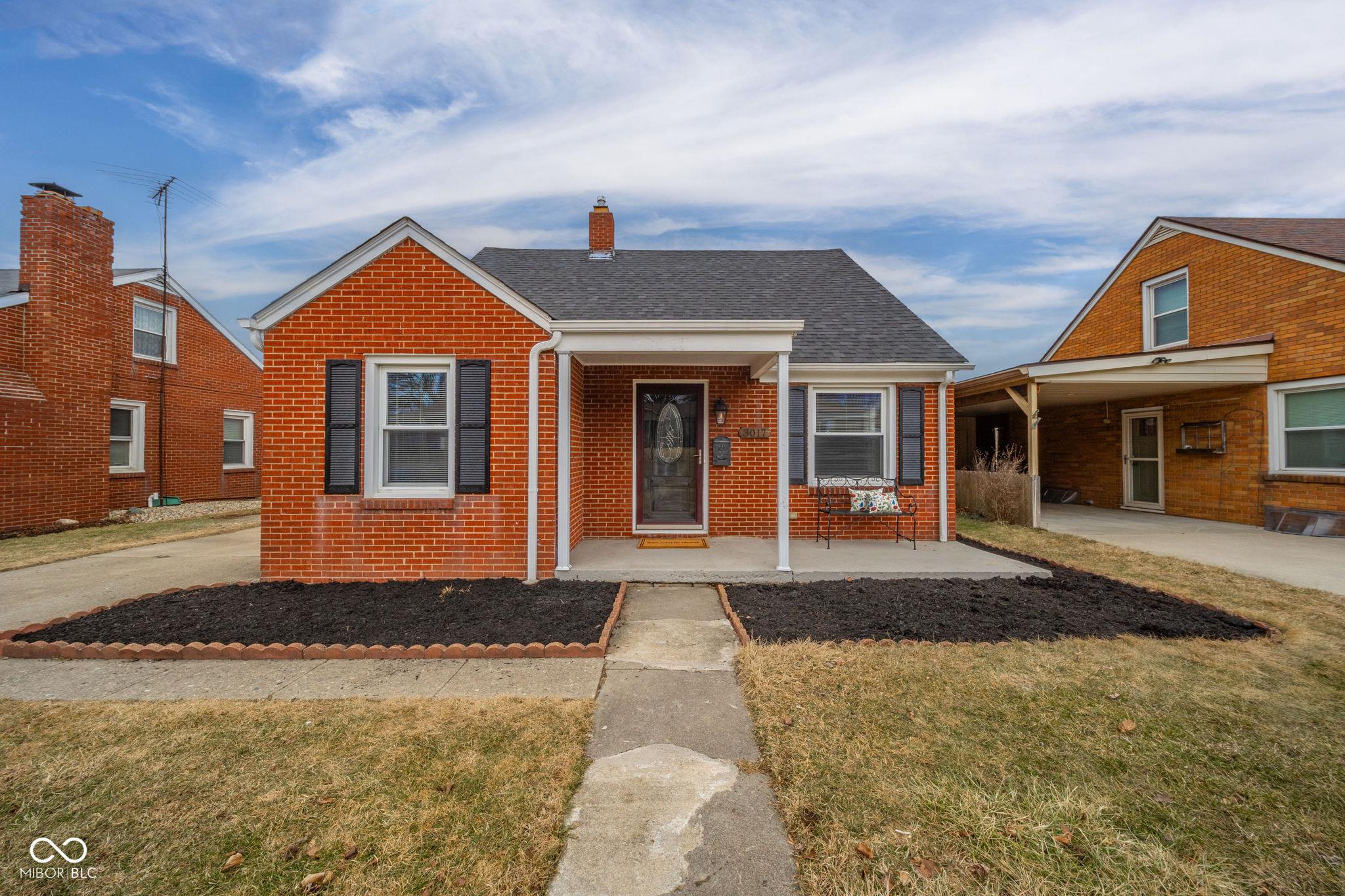 Photo one of 3017 Sherman St Anderson IN 46016 | MLS 22019918
