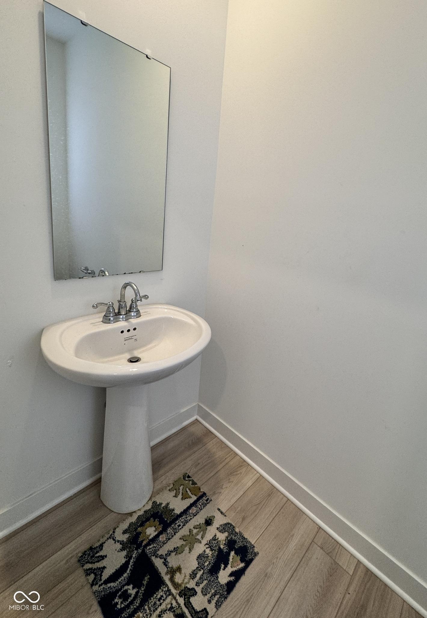 Photo #28