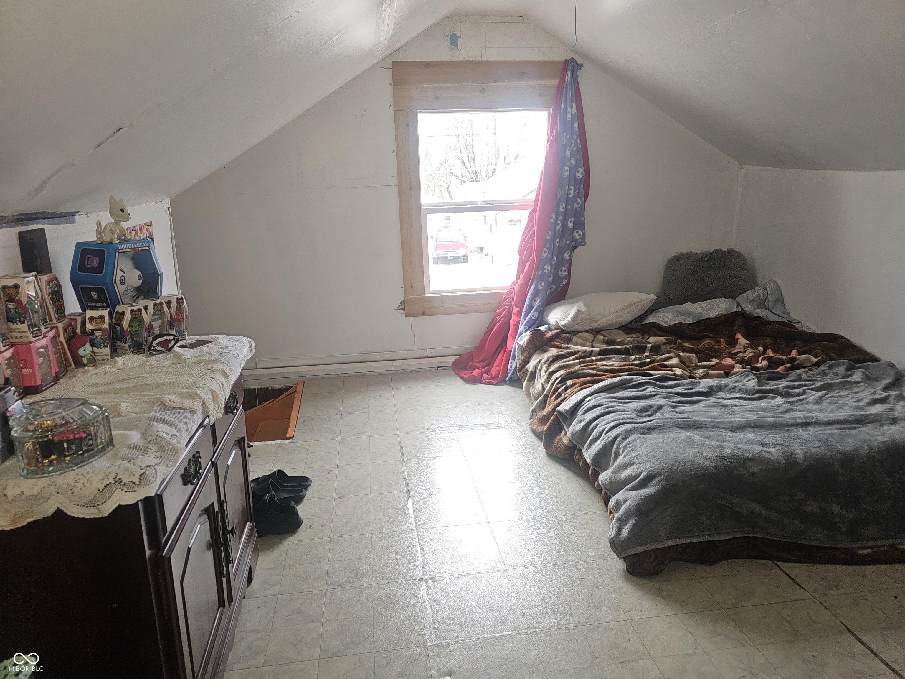 Photo #11