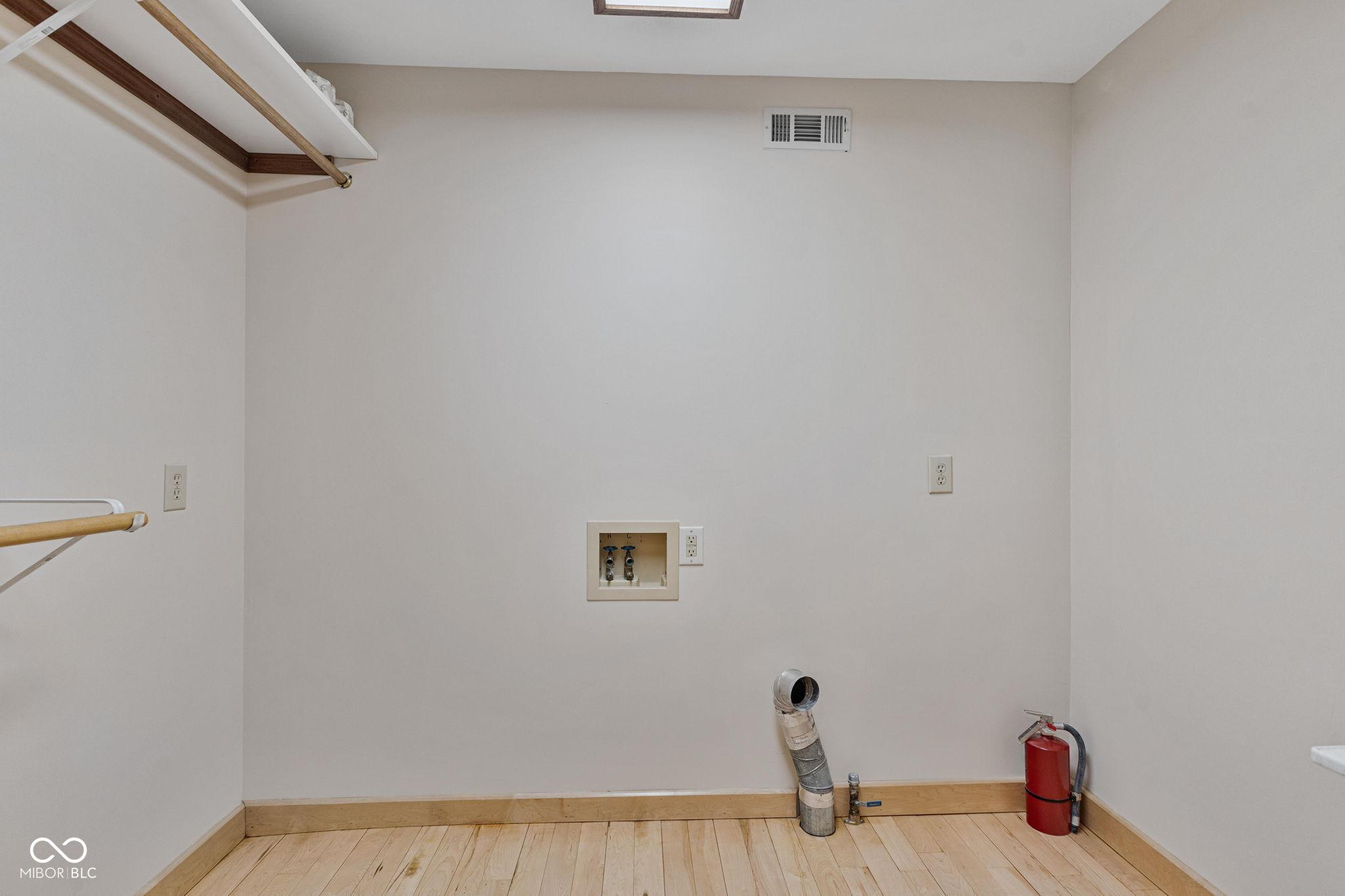 Photo #12