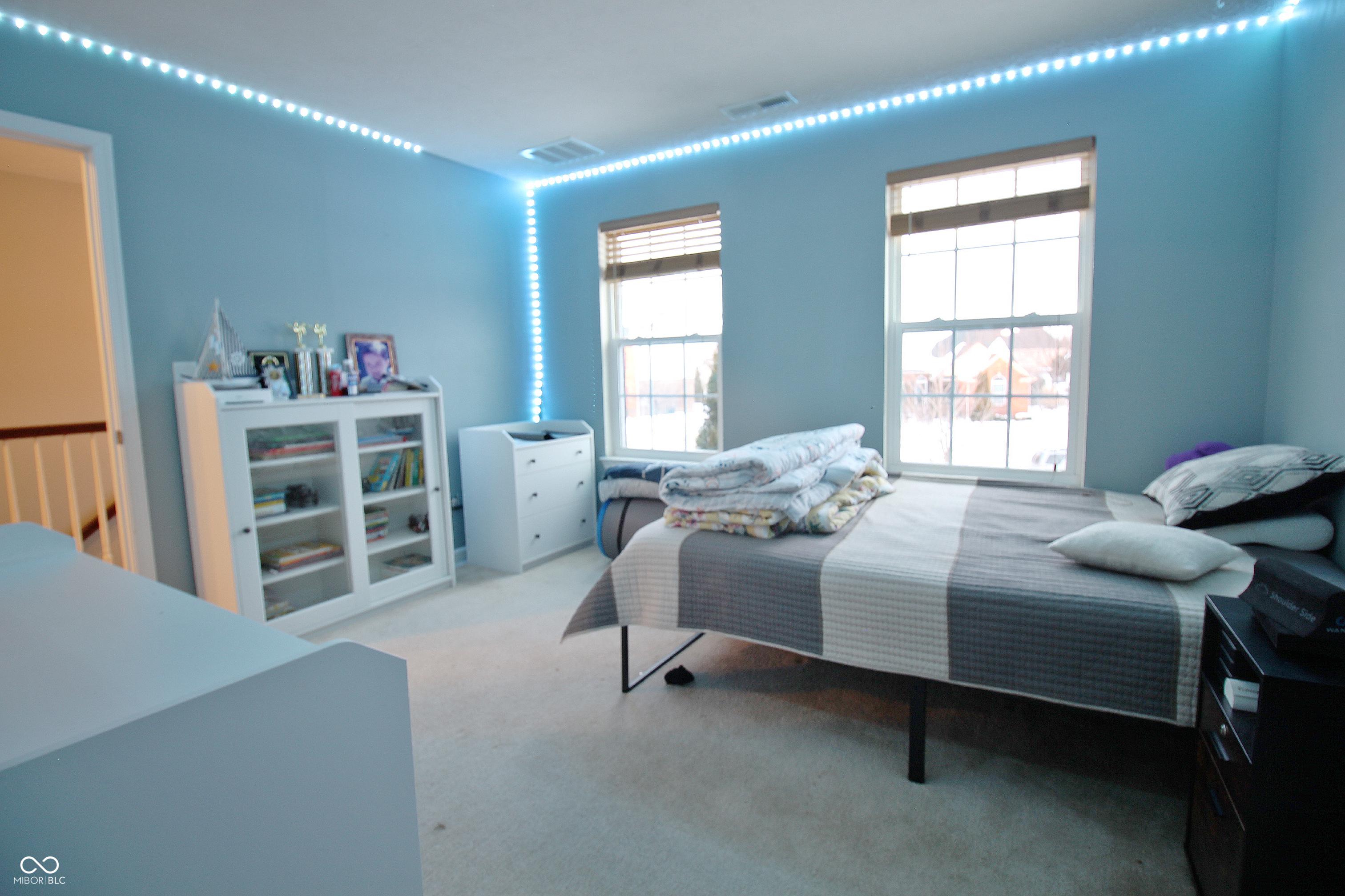Photo #32