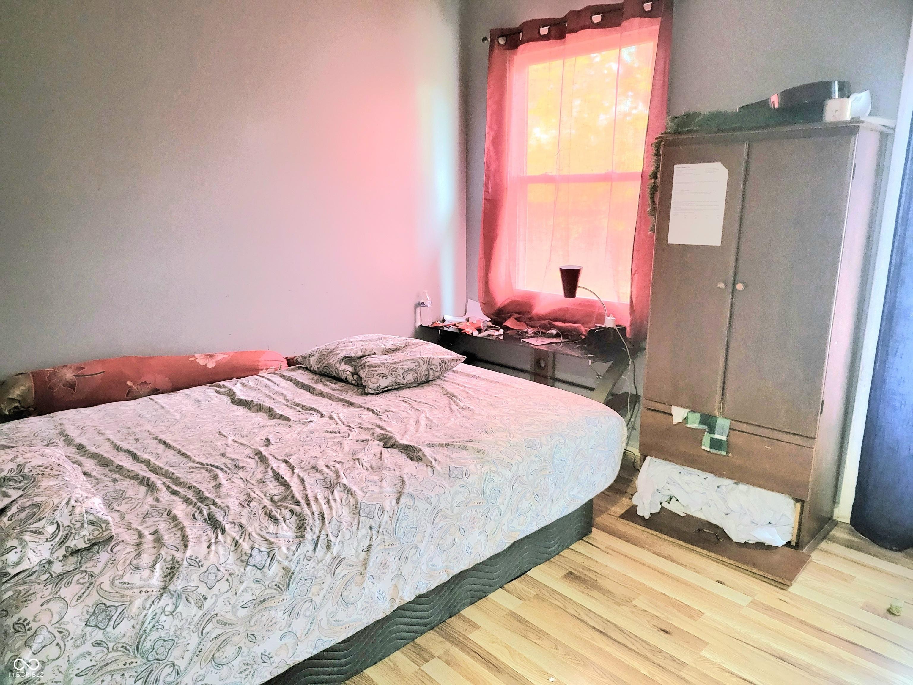 Photo #8