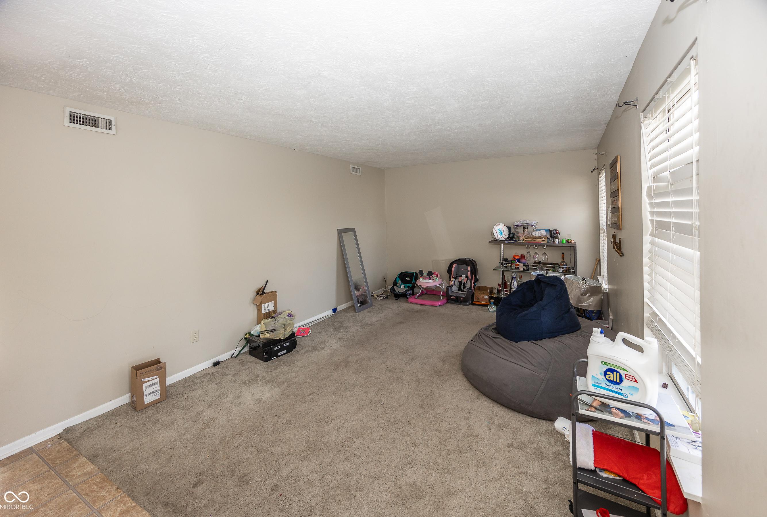 Photo #4