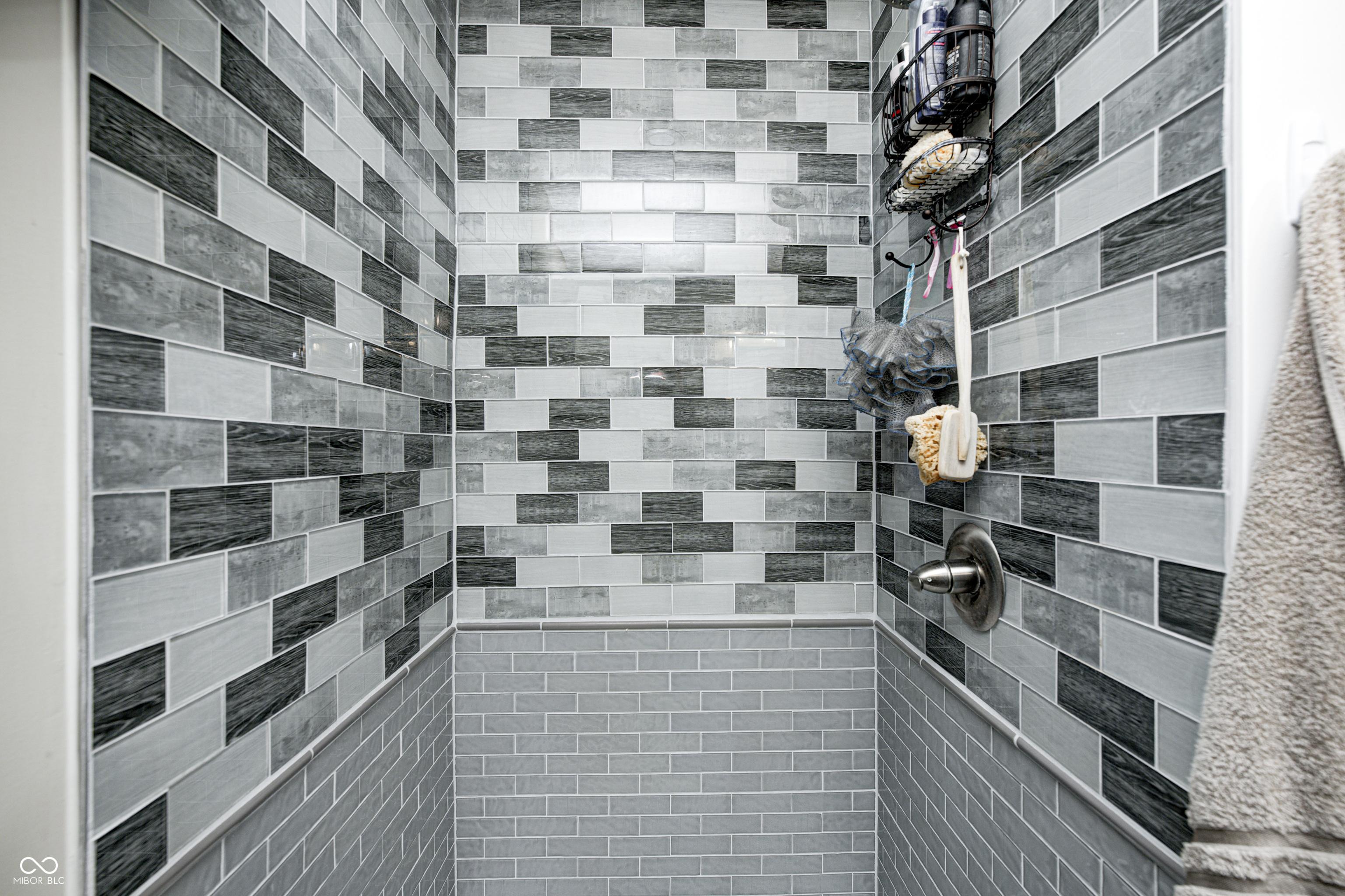 Photo #16