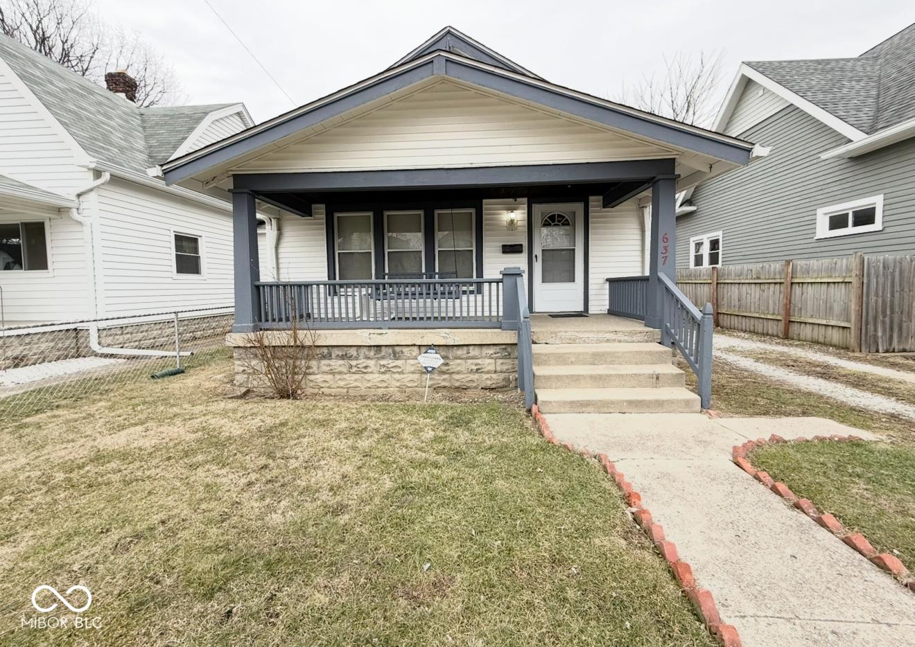 Photo one of 637 N Oakland Ave Indianapolis IN 46201 | MLS 22021881