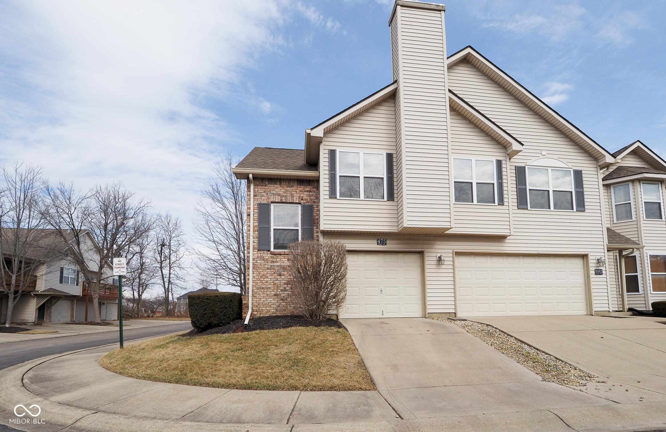 Photo one of 475 Glenn Villa Ln # 144 Avon IN 46123 | MLS 22022036