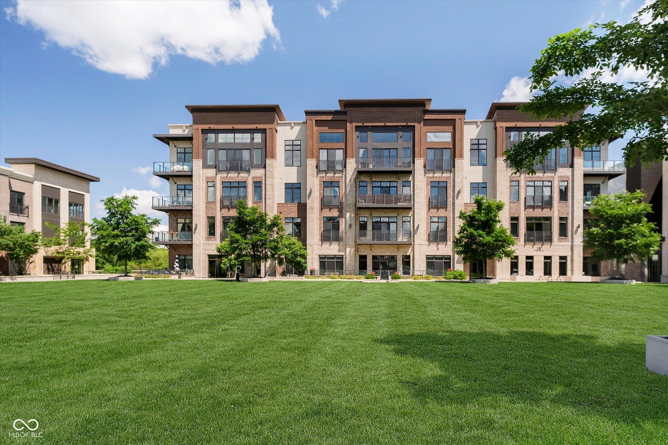 Photo one of 15 W Executive Dr # 104 Carmel IN 46032 | MLS 22022204