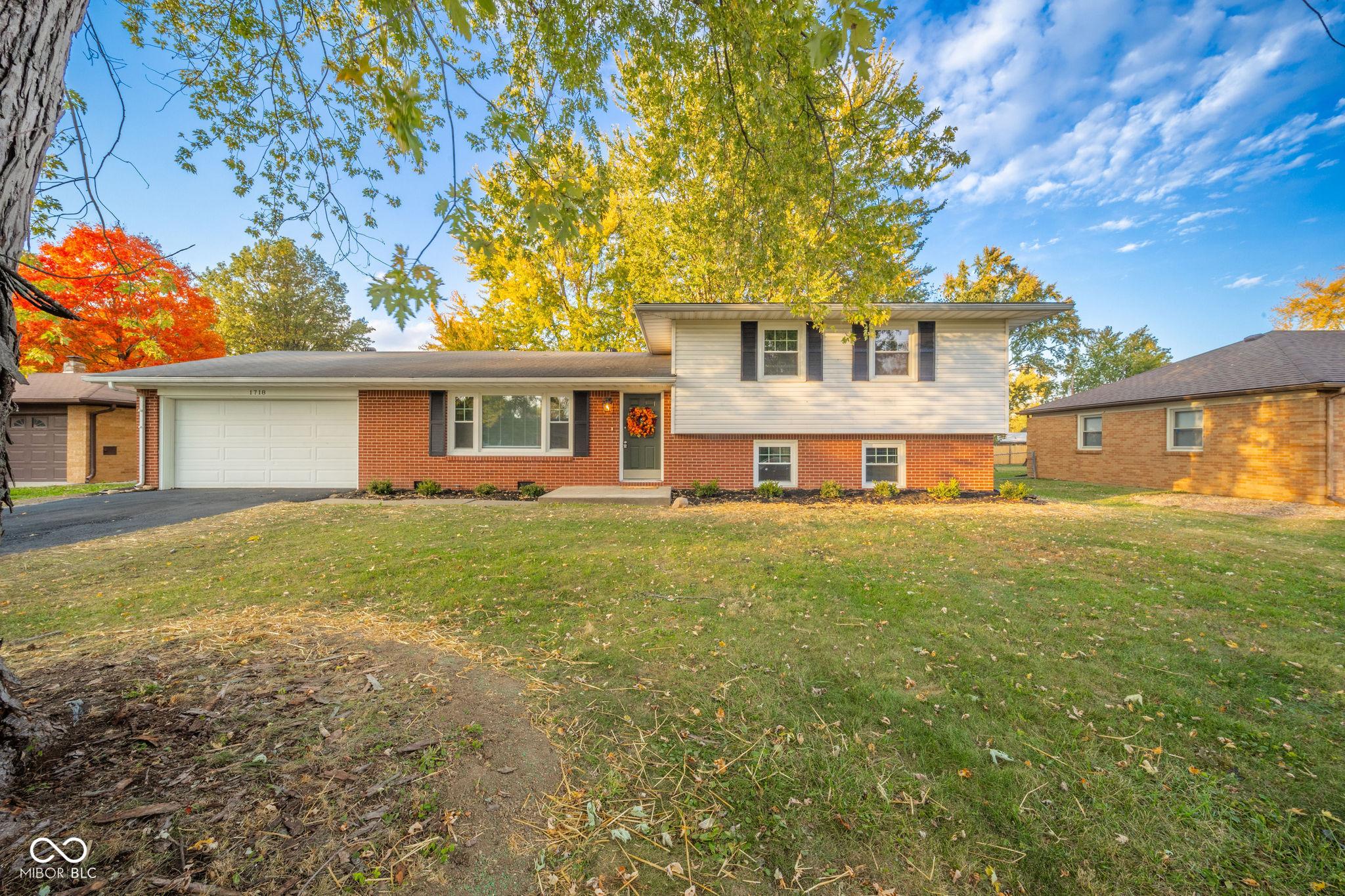 Photo one of 1718 Charles St Anderson IN 46013 | MLS 22022756