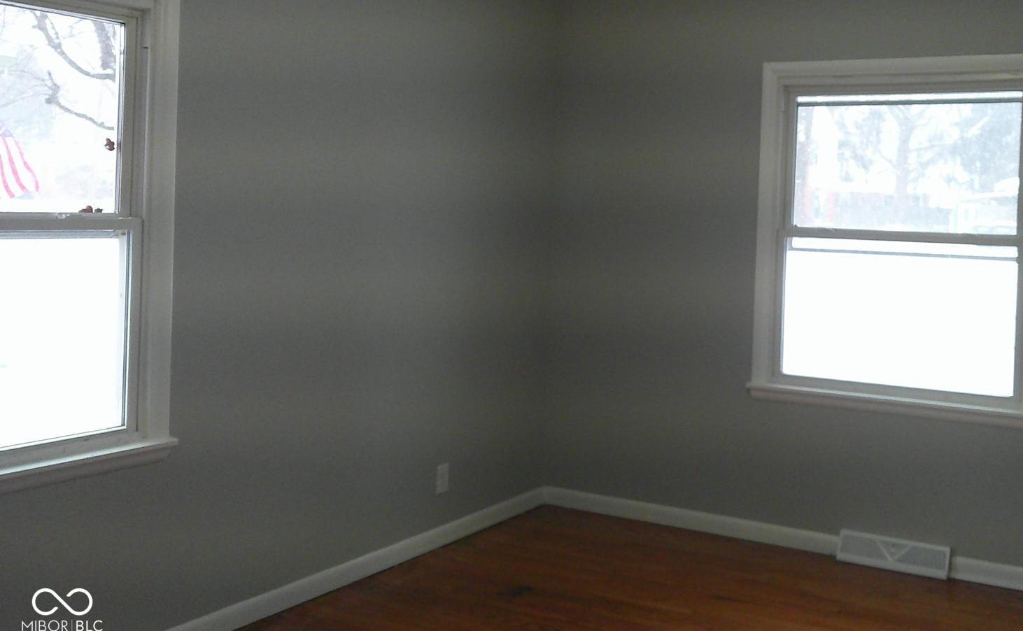 Photo #11