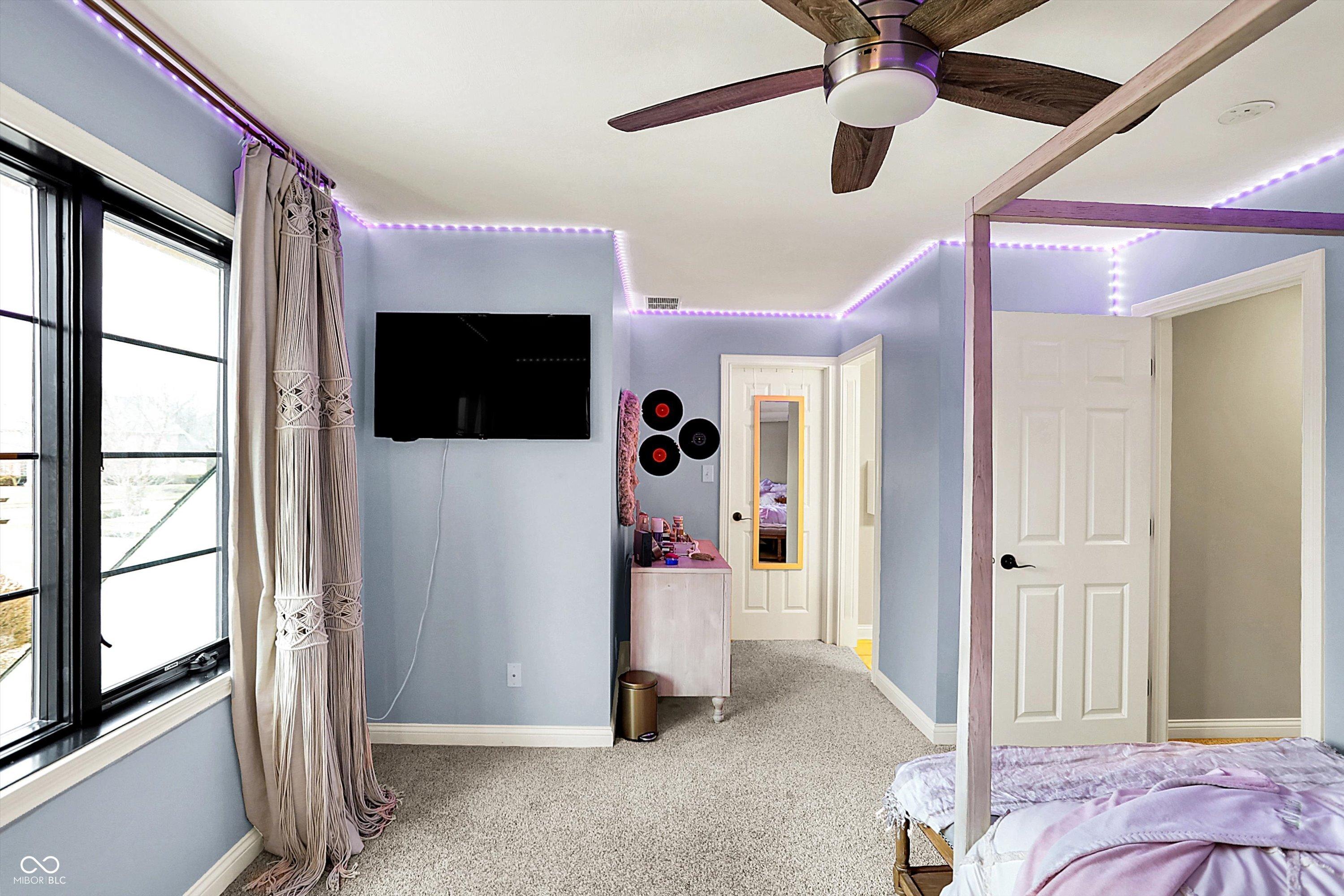 Photo #67