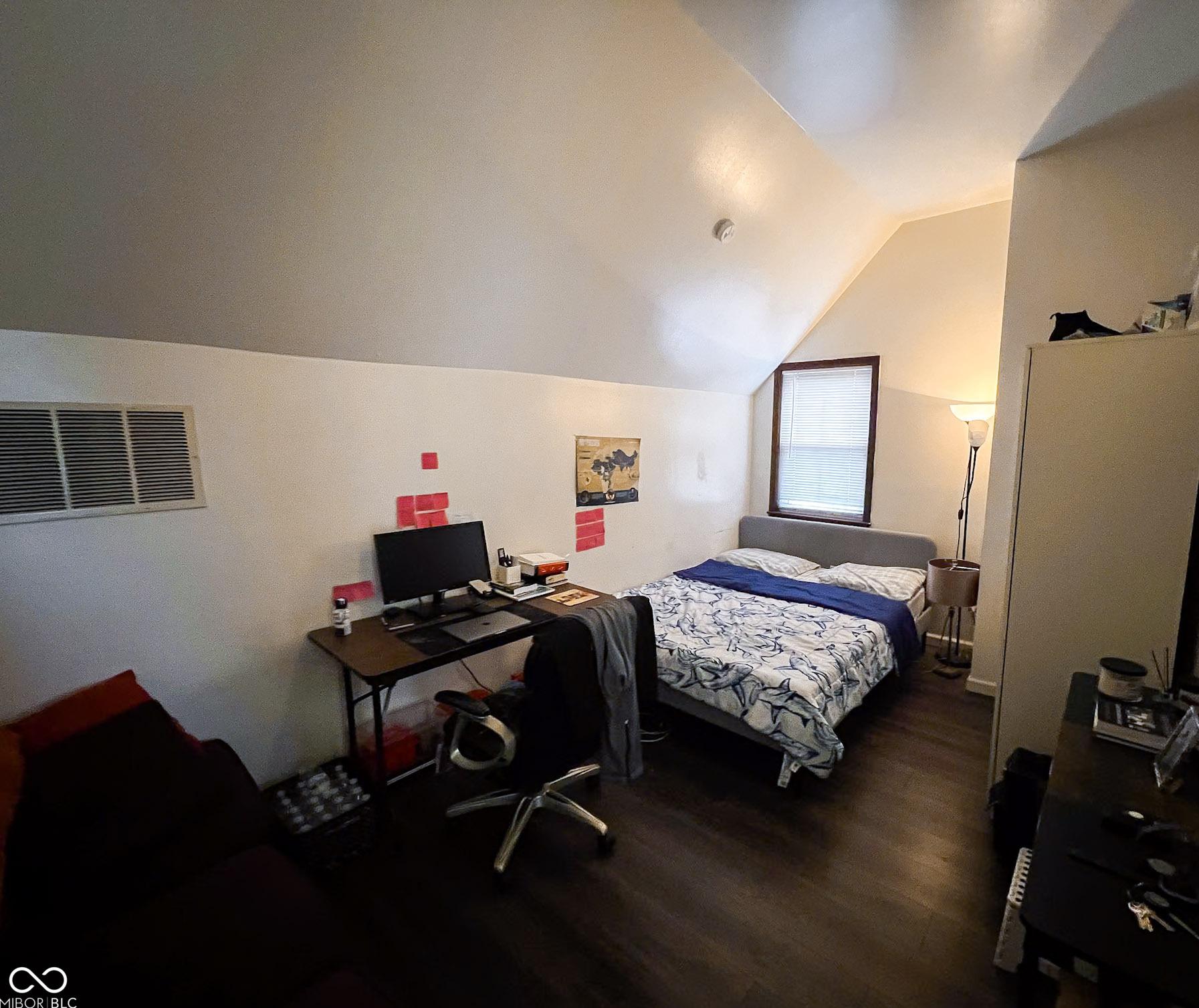 Photo #12