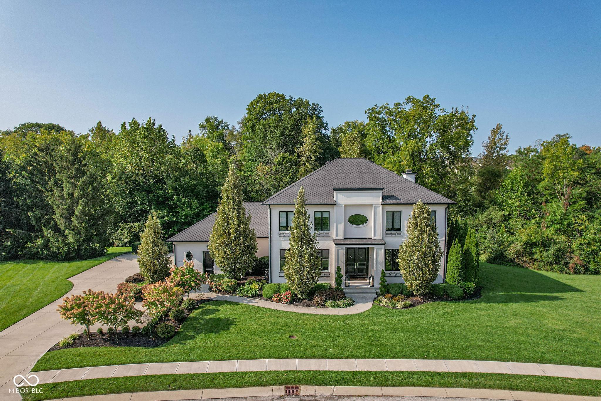 Photo one of 11620 Willow Springs Dr Zionsville IN 46077 | MLS 22023639