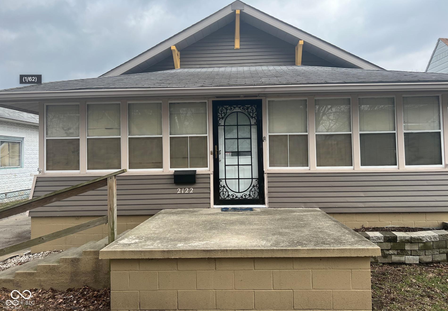Photo one of 2122 George St Anderson IN 46016 | MLS 22023789