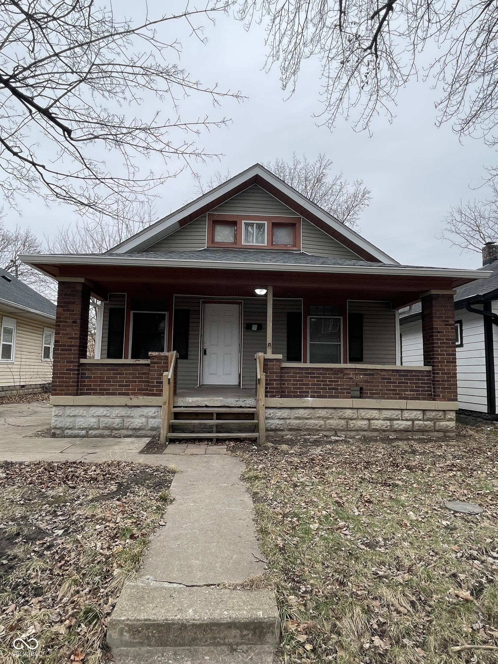 Photo one of 1207 N Kealing Ave Indianapolis IN 46201 | MLS 22023887