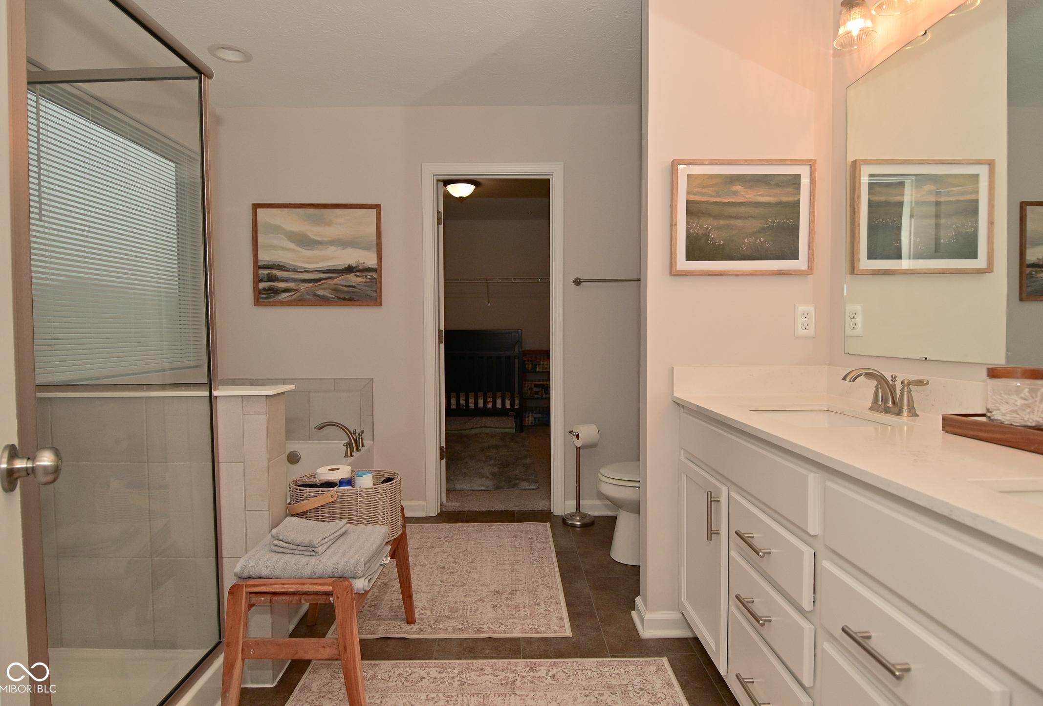 Photo #42