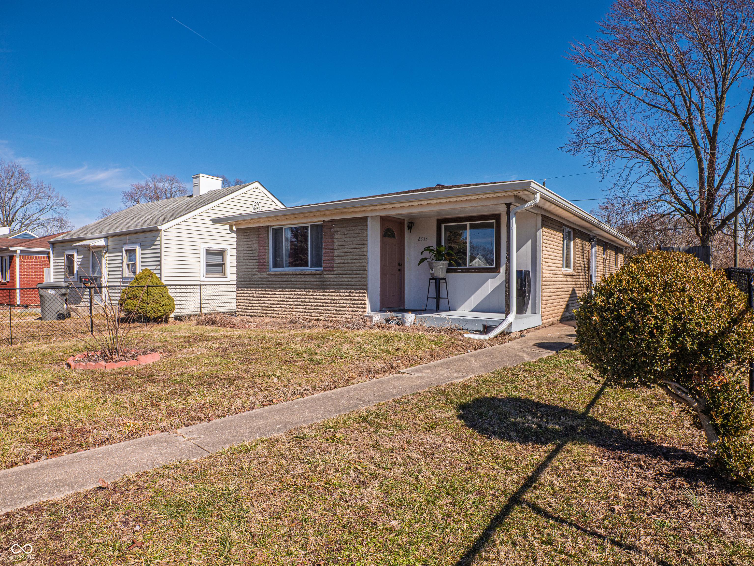Photo one of 2333 Villa Ave Indianapolis IN 46203 | MLS 22024014