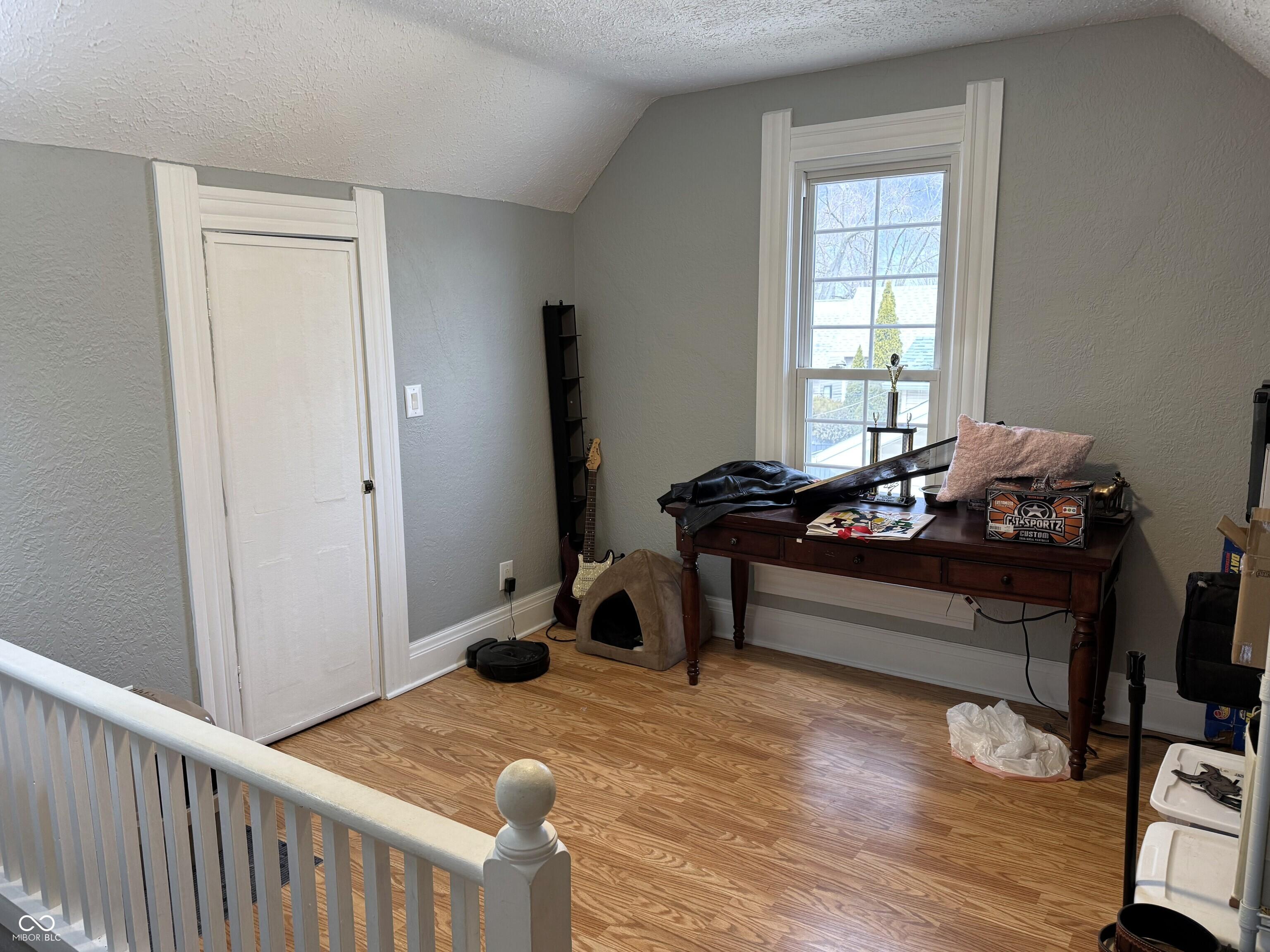 Photo #24