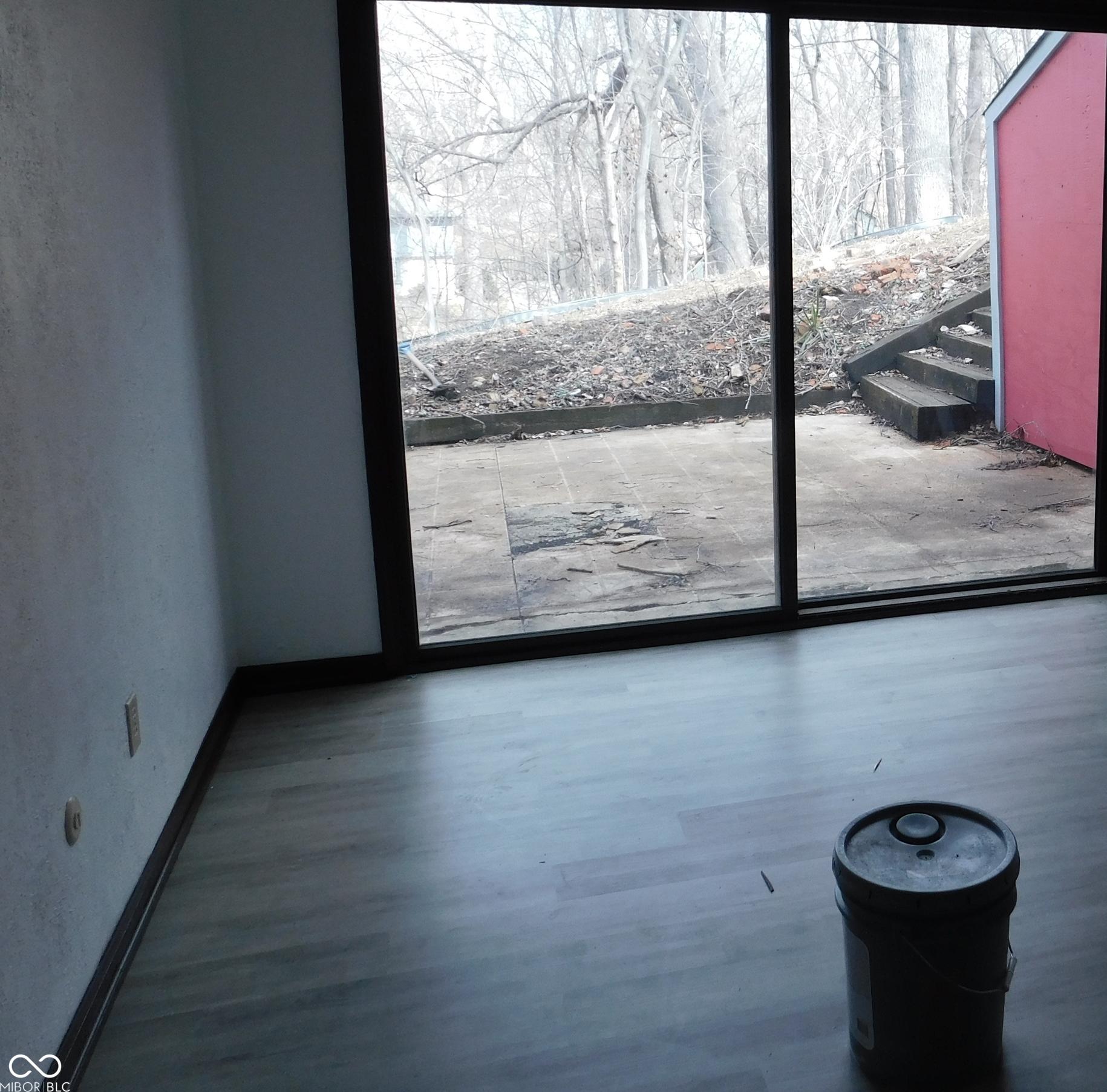 Photo #43