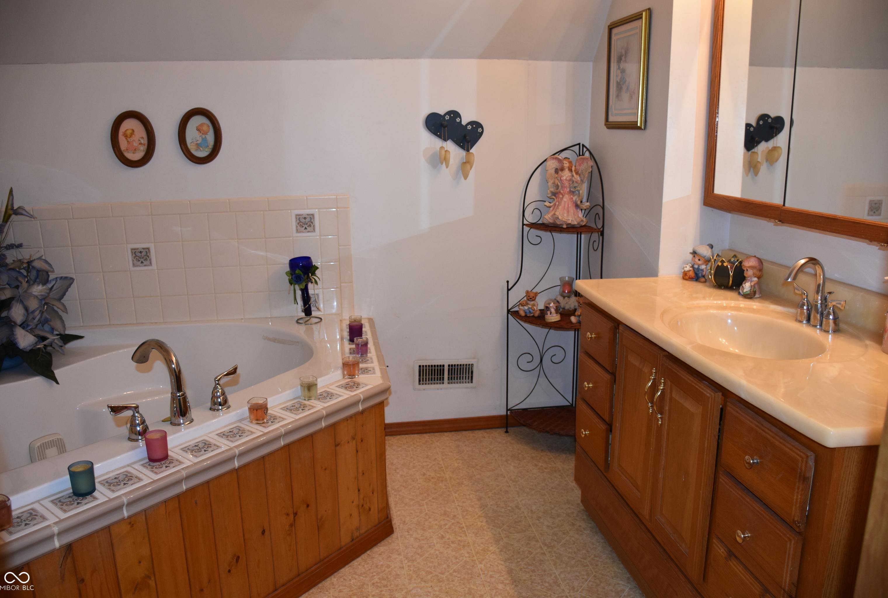 Photo #42