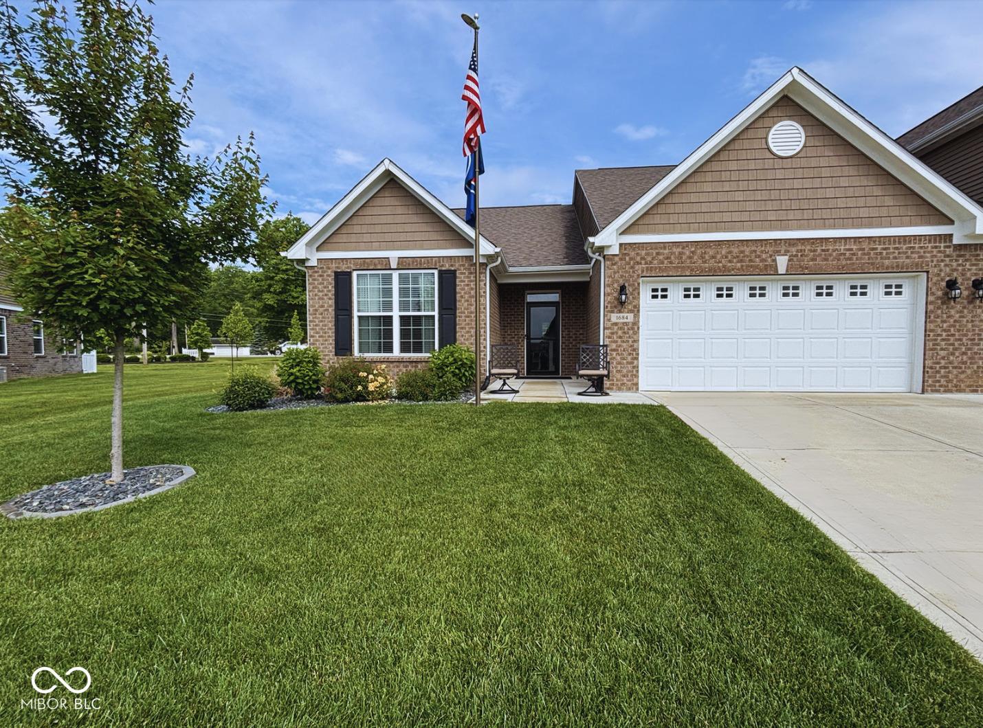 Photo one of 1684 Hedley W Way Avon IN 46123 | MLS 22024582