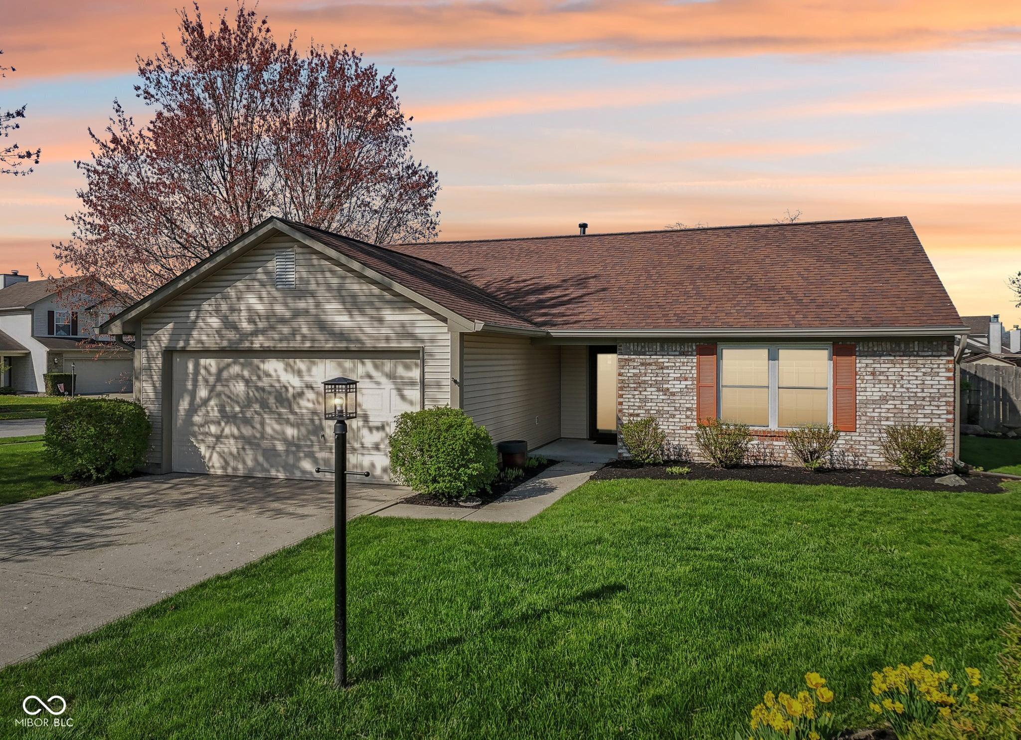 Photo one of 2020 Cross Willow Ln Indianapolis IN 46239 | MLS 22024621